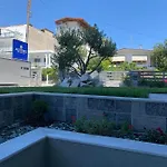 Aparthotel Asteras