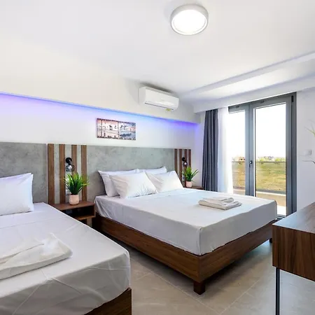 Asteras 公寓式酒店 Paralía