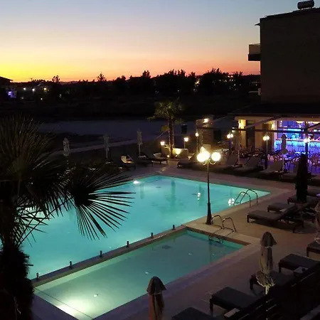 公寓式酒店 Asteras Paralía