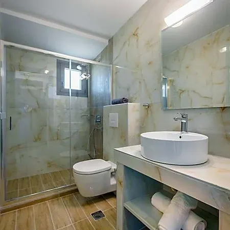 Asteras Aparthotel