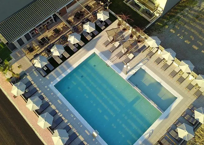 Asteras Apartahotel 4*
